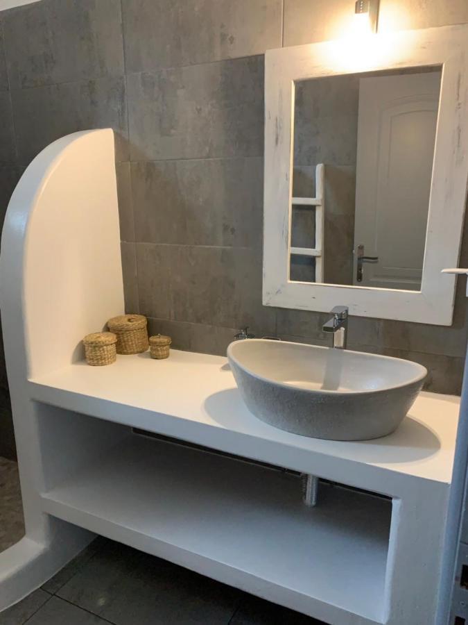 Parian White Luxury Apartments Páros 外观 照片